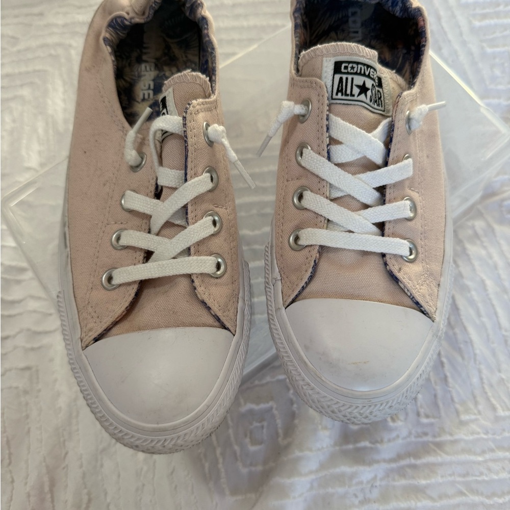 Converse Chuck Taylor All Star Light Pink Canvas Sneakers